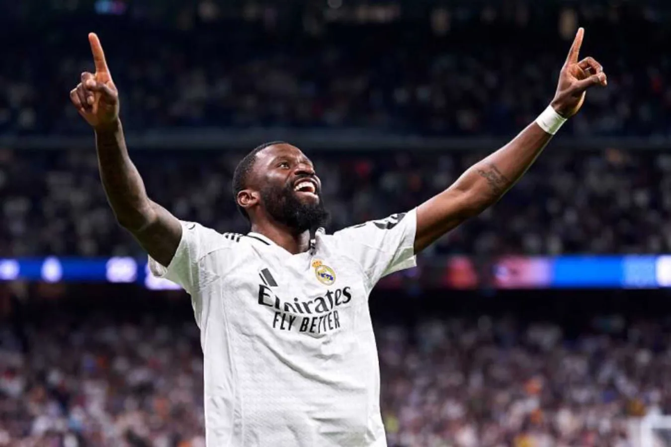 Jugadores del Real Madrid celebrando su clasificación a la final de la Copa del Rey ante la Real Sociedad
