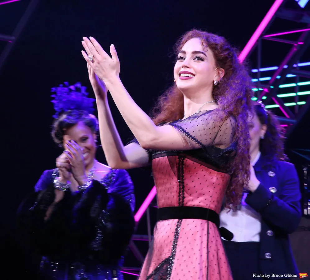 Melissa Barrera como Rose en Titaníque simbolizando la inclusión de latinos en Hollywood
