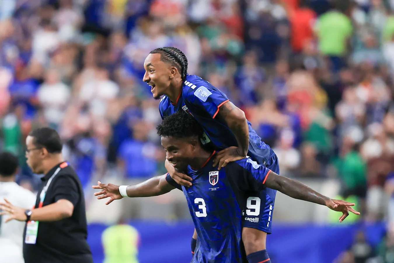 Selección de Cabo Verde celebrando su clasificación histórica al Mundial 2026 sin victorias en la fase de grupos